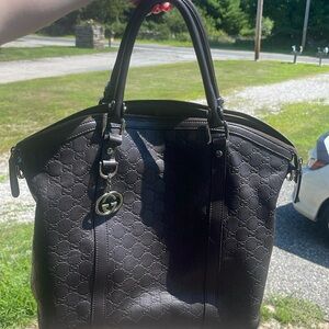 Gucci Large Microguccissima Dome Bag